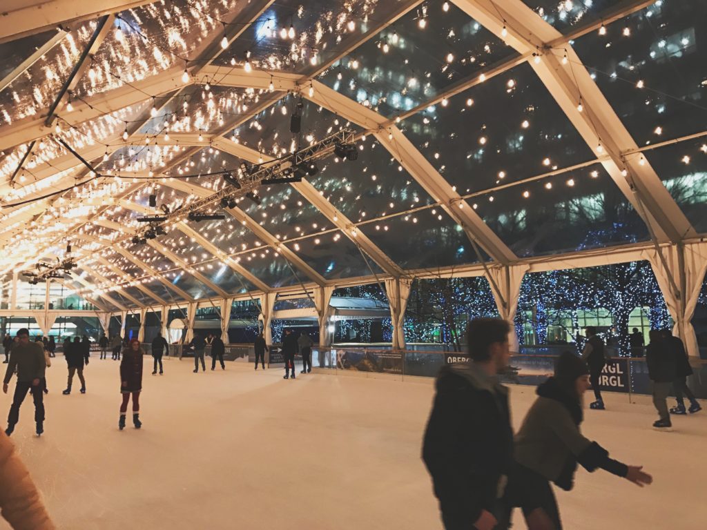 Ice rink, Canary Wharf
