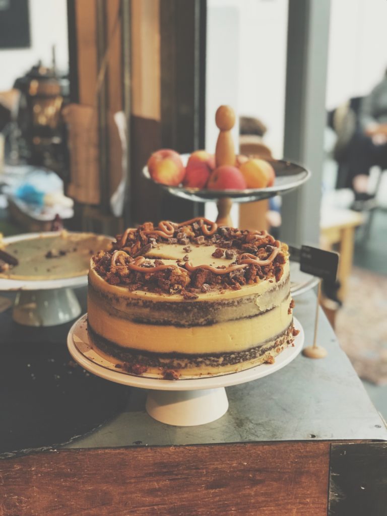 Husk Coffee & Creative space, cake